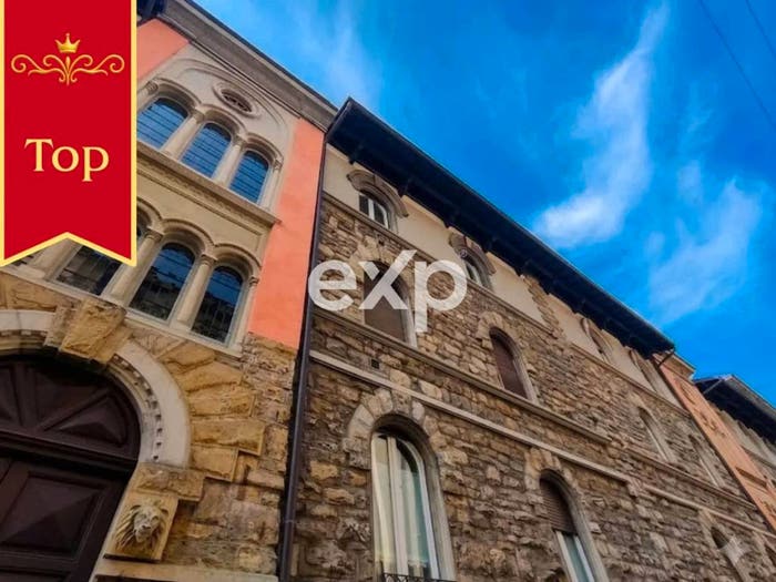 Appartamento quadrilocale in vendita in Centro, Bergamo