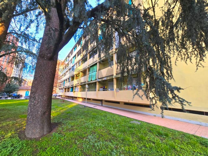 Appartamento quadrilocale in vendita in Largo Rapallo, Ca' Granda, Milano