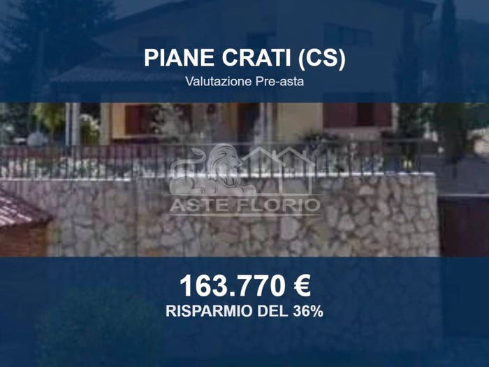 Casa con 6 locali in vendita in Corso Garibaldi, Piane Crati