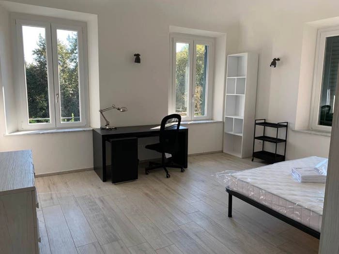 Appartamento con 5 locali in vendita in Piazza Martiri della Libertà, San Francesco, Pisa