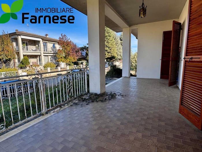 Casa con 5 locali in vendita in Centro, Vigolzone