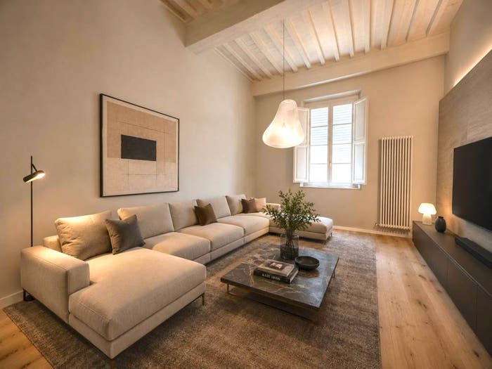 Appartamento con 6 locali in vendita in via Santa Giustina, Piazza Napoleone San Michele, Lucca