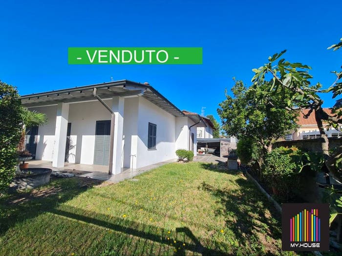 Casa quadrilocale in vendita in Via Giacomo Matteotti, Centro, Lonate Pozzolo