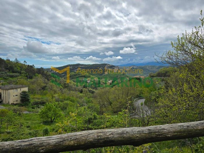 Appartamento bilocale in vendita in Via Sant'Anna, Orco Feglino