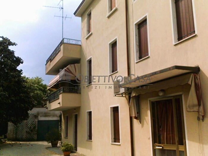 Casa con 6 locali in vendita in Via Roma, Fossona, Cervarese Santa Croce