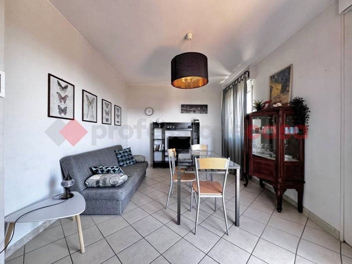 Appartamento trilocale in vendita in Via Panoramica, Colazza