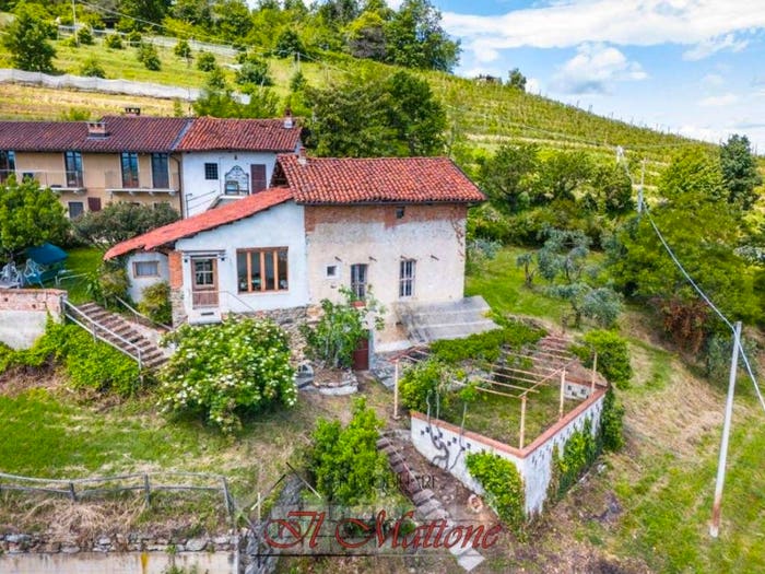 Casa trilocale in vendita in Via San Michele, Costigliole Saluzzo
