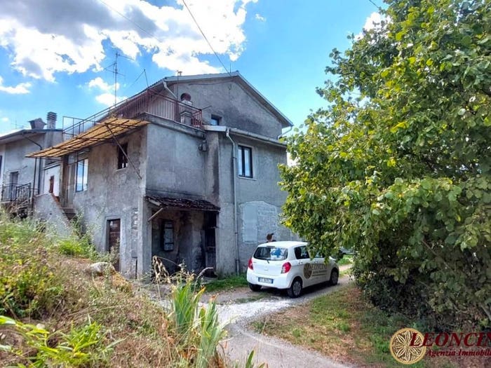 Casa quadrilocale in vendita in Via Ponticello, Cantiereponticello, Filattiera
