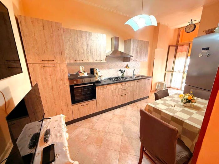 Appartamento bilocale in vendita in Via Carlo Celano, Garibaldi Ferrovia, Napoli