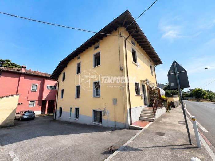 Appartamento bilocale in vendita in Via Industriale, Centro, San Zeno Naviglio