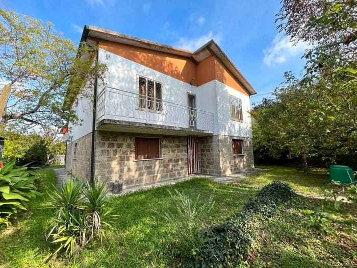 Casa con 6 locali in vendita in Centro, Canaro
