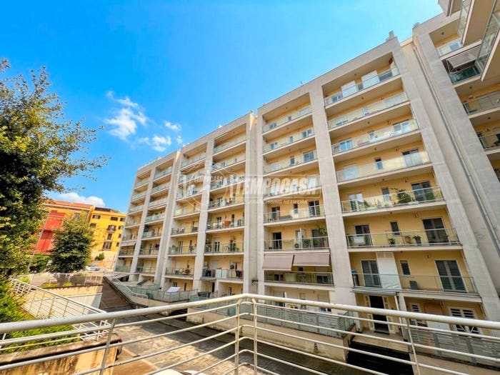 Appartamento quadrilocale in vendita in Viale Colli Aminei fab A, Colli Aminei Capodimonte, Napoli
