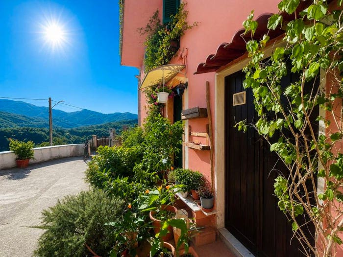 Casa con 5 locali in vendita in Via Vittorio Alfieri, Fosdinovo
