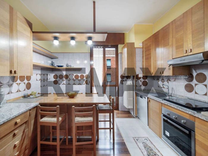 Appartamento quadrilocale in vendita in Via Liguria, San Giuseppe, Monza