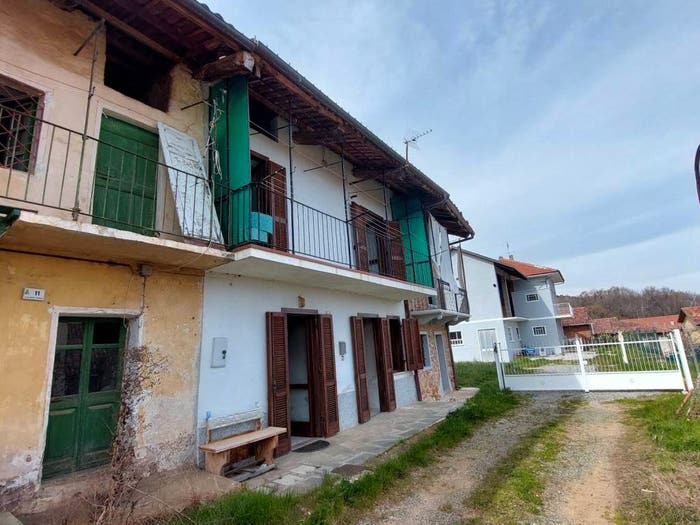 Casa quadrilocale in vendita in Vicolo della Chiesa, Vallo Torinese