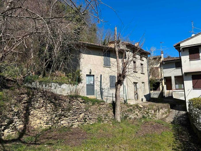 Casa quadrilocale in vendita in Centro, Gropparello