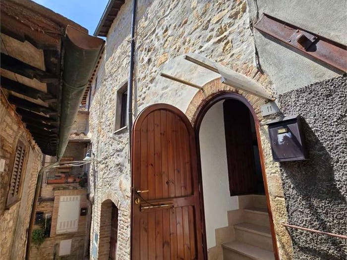 Appartamento bilocale in vendita in Montoro, Narni