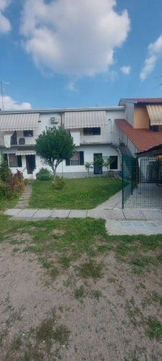 Appartamento trilocale in vendita in Via Camillo Benso di Cavour, Olgiate Olona