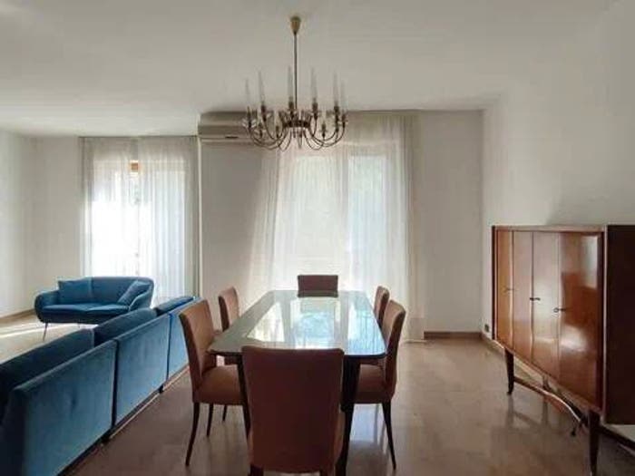 Appartamento quadrilocale in affitto in Viale Romagna, Città Studi, Milano