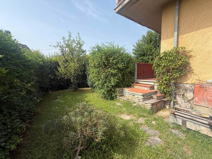 Appartamento trilocale in vendita in Via Pratta, Romagnano, Massa