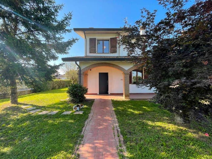 Casa quadrilocale in vendita in Via Ansarotti, Scannabue Cascine Capri, Palazzo Pignano