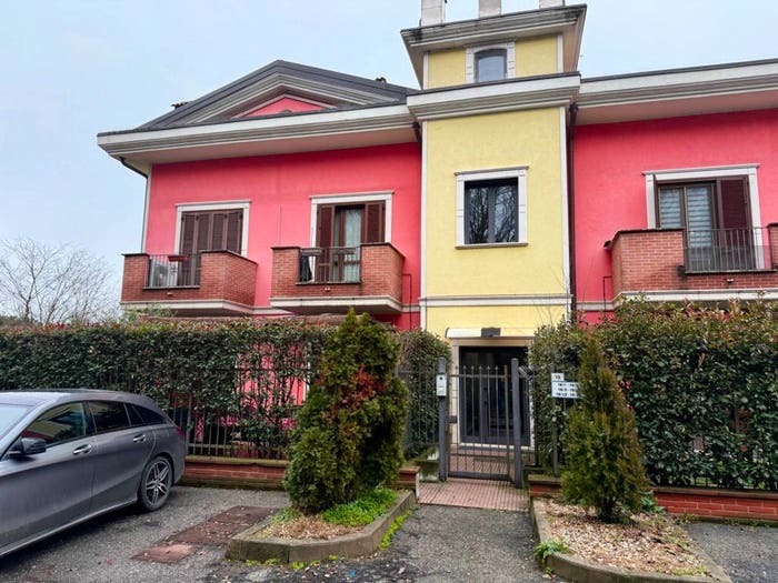 Appartamento quadrilocale in vendita in Via dei Mulini, Besate