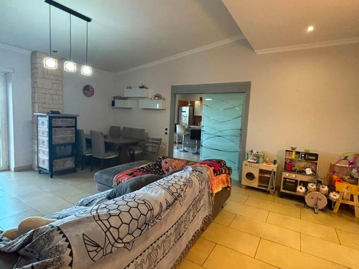 Casa quadrilocale in vendita in Via dei Savelli, Centro, Rocca Priora