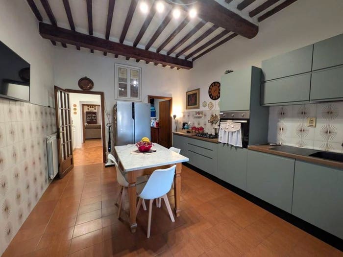 Appartamento con 6 locali in vendita in Via Genova, Ponte a Moriano, Lucca