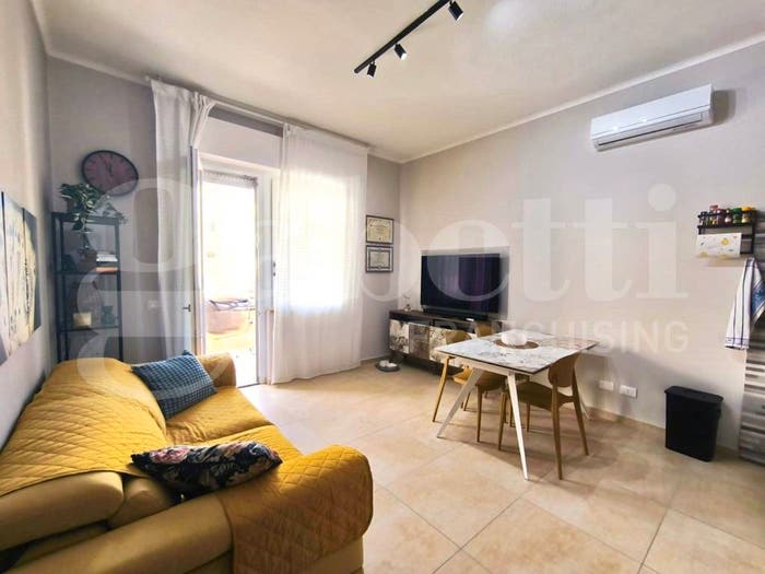 Appartamento bilocale in vendita in Via Ximenes, Zona Nuova Pratoranieri, Follonica
