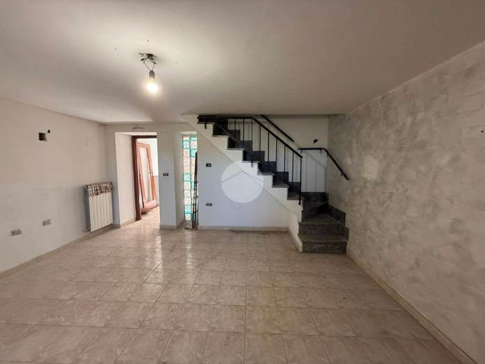Appartamento trilocale in vendita in Via Leto Pomponio, Ponticelli, Napoli