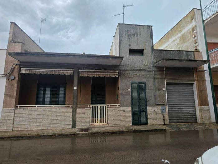 Appartamento quadrilocale in vendita in Via Palombaio, Centro, Galatone