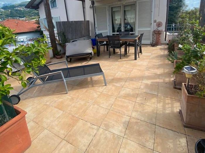 Appartamento quadrilocale in vendita in Via Guglielmo Marconi, Centro, Massa