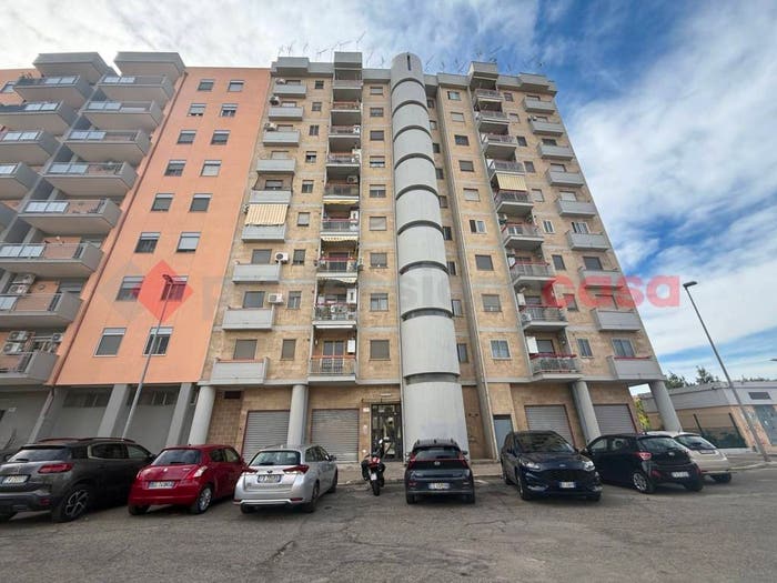 Appartamento quadrilocale in vendita in via Galilei, Solito Corvisea, Taranto