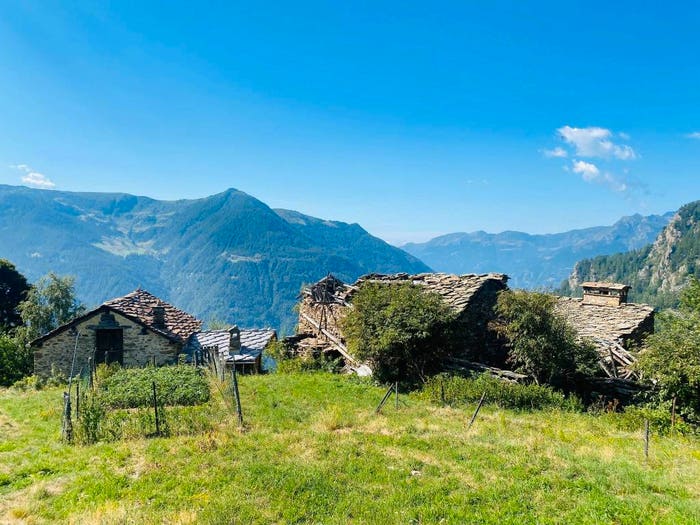 Casa con 6 locali in vendita in Fontainemore