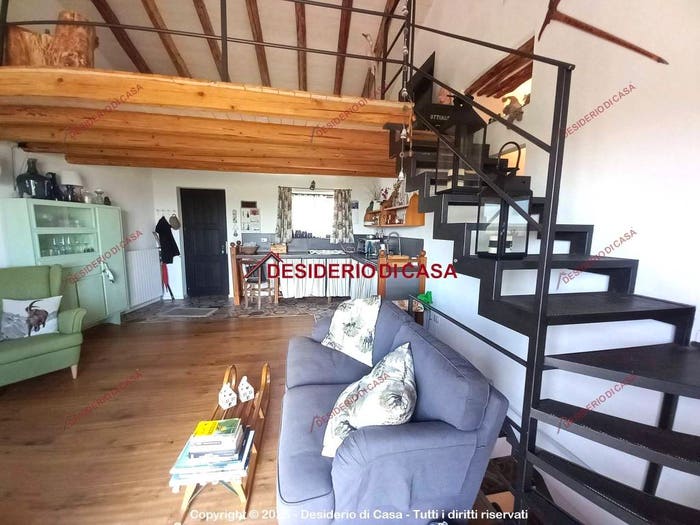 Casa con 6 locali in vendita in Via Rita Levi Montalcini, Cipampini, Petralia Soprana
