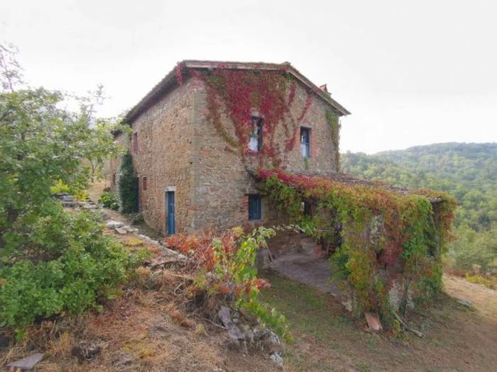 Casa trilocale in vendita in Centro, Bucine