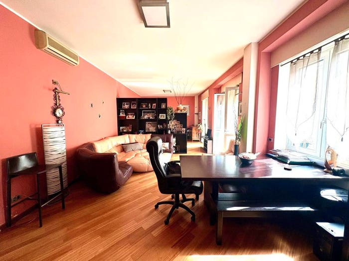 Appartamento quadrilocale in vendita in Corso Martiri della Liberazione, Pescarenico, Lecco