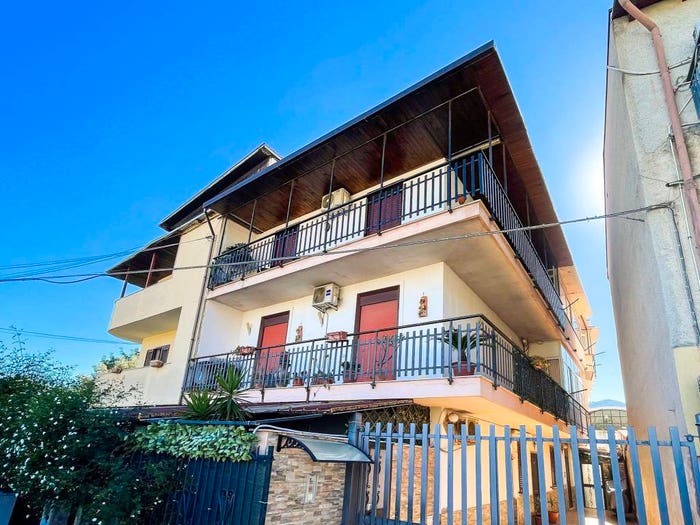 Appartamento con 5 locali in vendita in Via Matotta, Partanna, Palermo