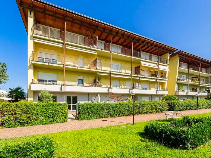 Appartamento trilocale in vendita in Via Bachelet, Oggiono