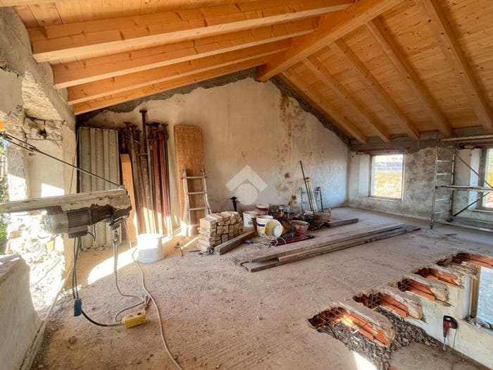 Appartamento trilocale in vendita in Via Liciniana, Centro, Martignacco