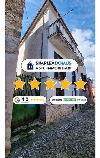 Appartamento con 6 locali in vendita in Via Casaleno Montagna, Centro, Monte San Giovanni Campano