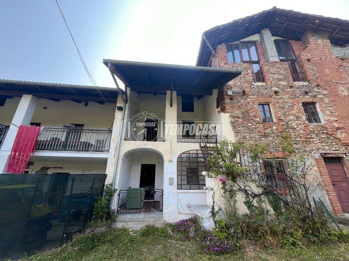 Casa bilocale in vendita in FRAZIONE SANT'ANNA BOSCHI, Sant'anna Boschi, Castellamonte
