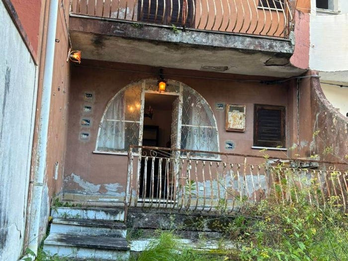 Casa bilocale in vendita in Contrada Mortelle, Roccagloriosa