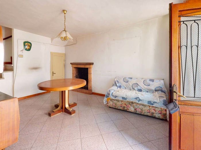 Casa quadrilocale in vendita in Via Combattenti, Castelvecchio Pascoli, Barga