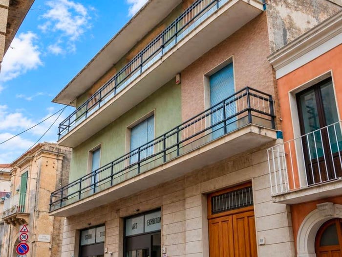 Appartamento con 6 locali in vendita in Via Gaetano Italia, Centro, Palazzolo Acreide
