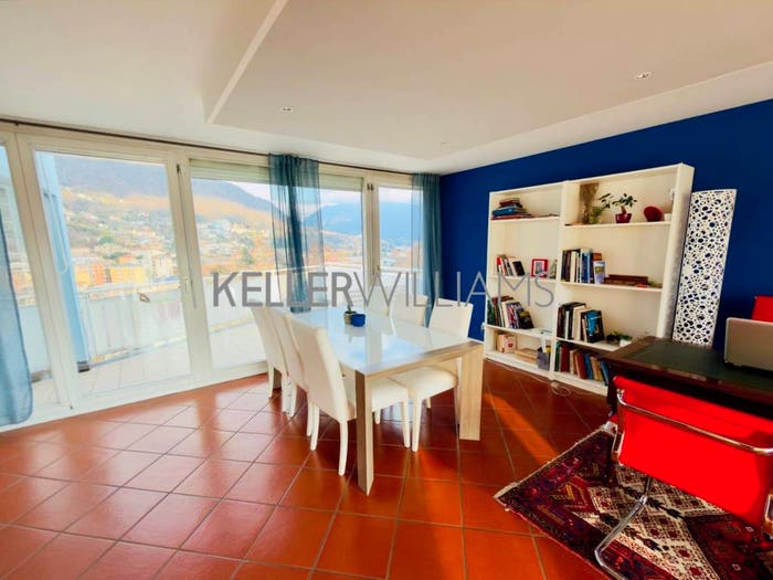 Casa quadrilocale in vendita in Via Cernobbio, Bignanico, Como