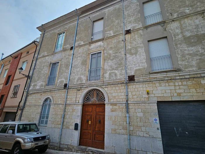 Casa con 6 locali in vendita in Corso Umberto I, Castelmauro