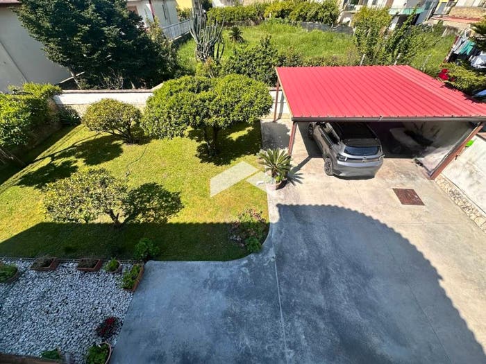 Casa quadrilocale in vendita in Via Nazionale delle Puglie, San Giusto Chiavettieri, Pomigliano d'Arco