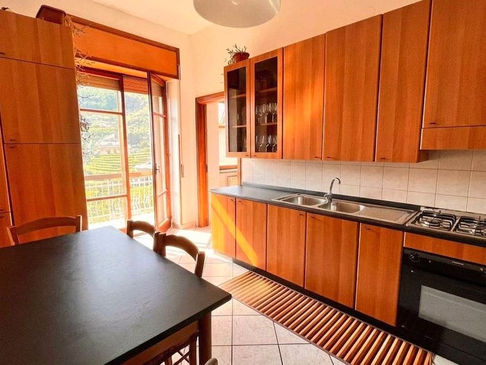 Appartamento trilocale in vendita in Via Provinciale, Contrada