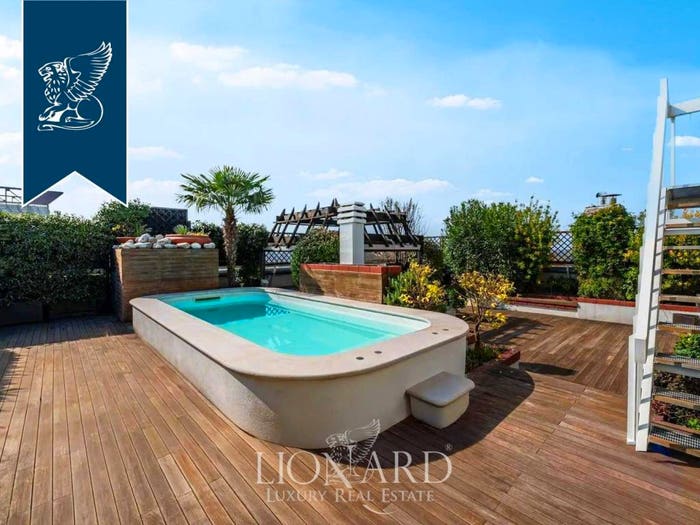 Casa con 6 locali in vendita in Via Pegaso, San Siro, Milano